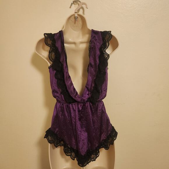Vintage Nightie One piece snap crotch size Medium - Picture 2 of 2